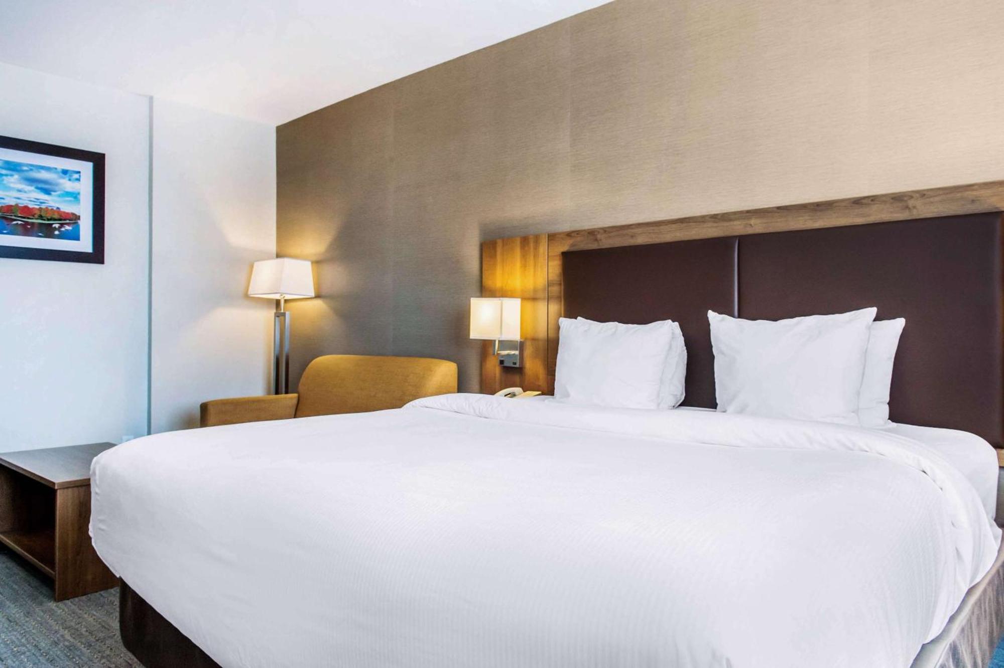 Quality Hotel Dorval Aeroport Eksteriør bilde